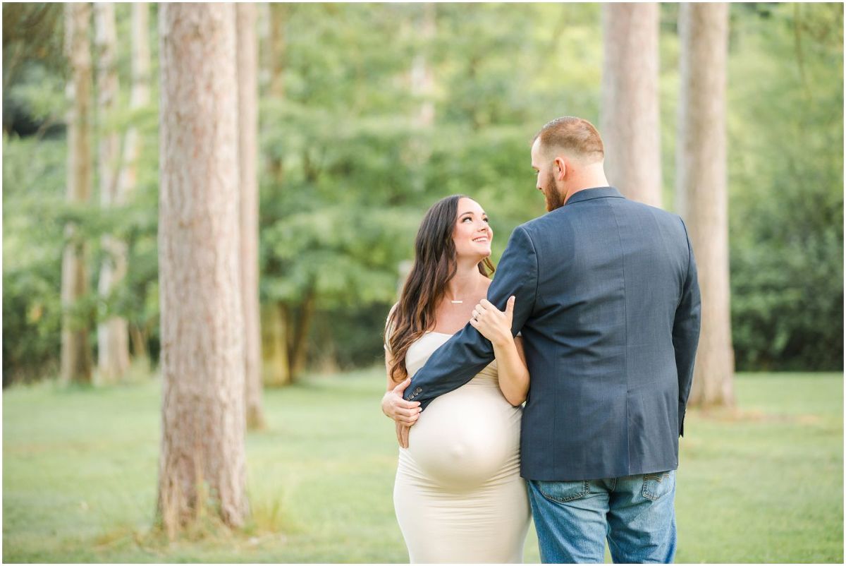 Pittsburgh Maternity Photos Kelly Adrienne Photography