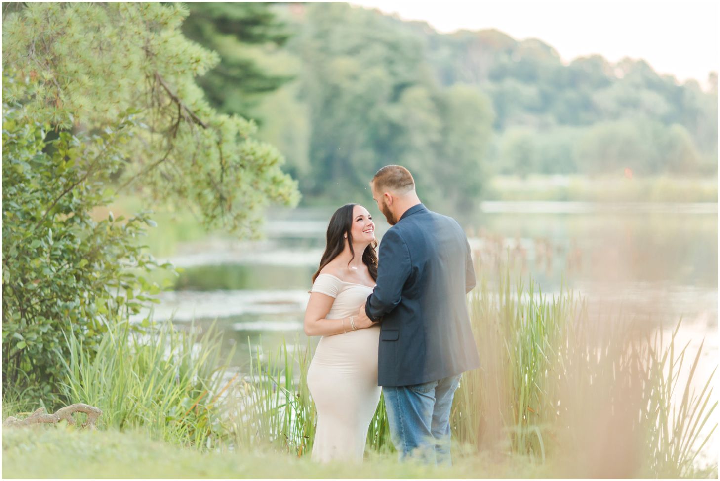 Pittsburgh Maternity Photos Kelly Adrienne Photography