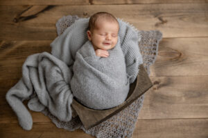 Connor - Kelly Adrienne Pittsburgh Newborn Photography