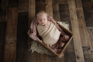 studio newborn session - Kelly Adrienne Pittsburgh Newborn Photography